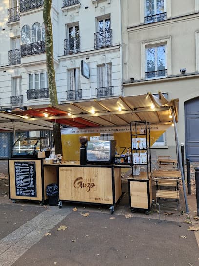 Café Guzo - Street Coffeeshop marché Pte Dorée