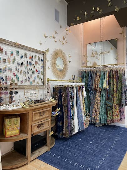 Bella Vita Market boutique