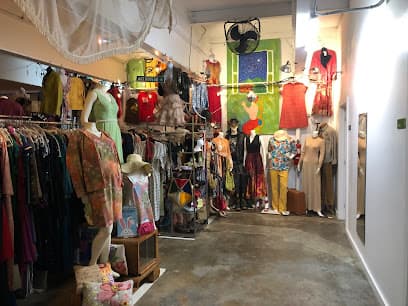 Lula B's Oak Cliff Vintage Shop